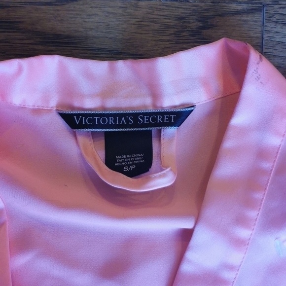 𝅺Victoria's Secret Orange Sleeveless Satin Robe Small - Picture 4 of 7